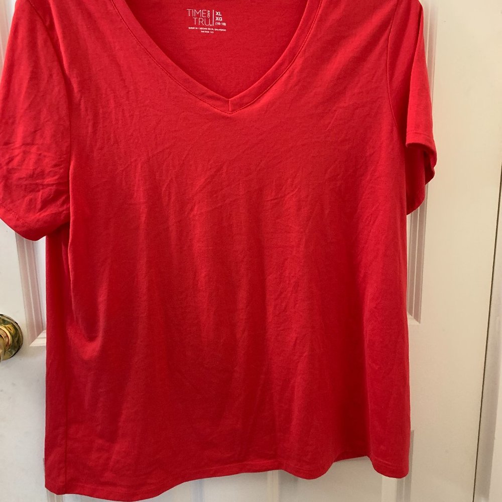Red XL vneck 16-18